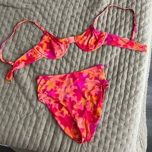 437 Flora Bottoms and Luna Top Large